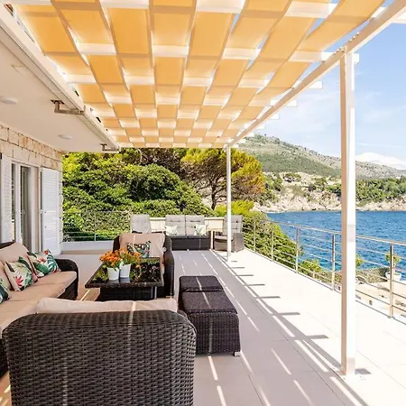 Blue Views With Heated Pool & Jacuzzi * Dubrovnik