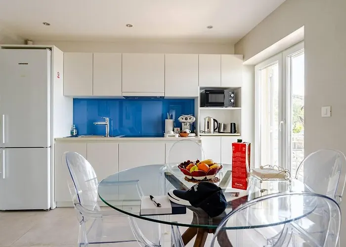 Blue Views With Heated Pool & Jacuzzi فيلة دوبروفينك