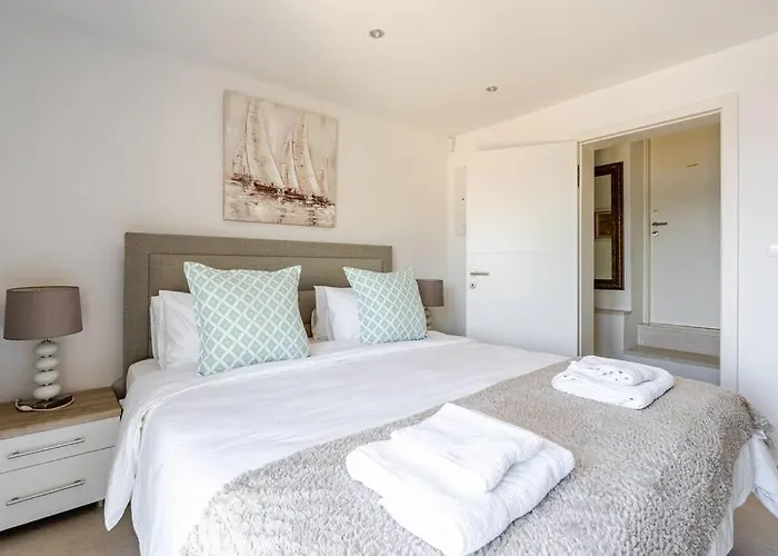 Βίλα Blue Views With Heated Pool & Jacuzzi *