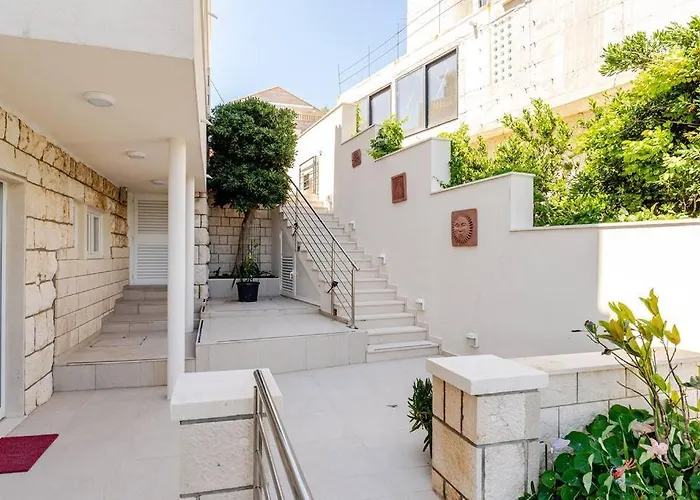 Blue Views With Heated Pool & Jacuzzi