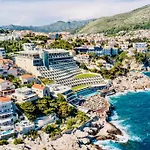 Blue Views With Heated Pool & Jacuzzi Βίλα