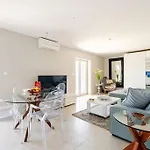 Blue Views With Heated Pool & Jacuzzi 빌라 *