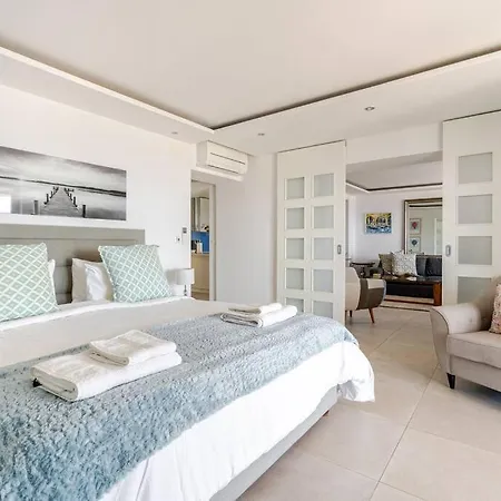 Villa Blue Views With Heated Pool & Jacuzzi