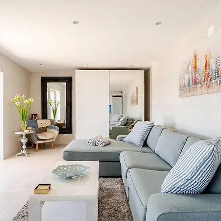 Villa Blue Views With Heated Pool & Jacuzzi